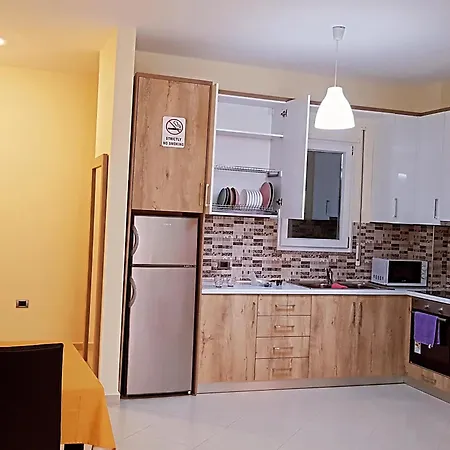 Apartment Relax Golem *