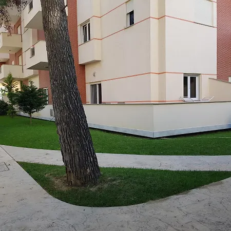 Relax Golem * Golem (Tirana)