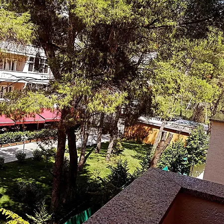 Beachfront Relax Apartment Golem (Tirana)