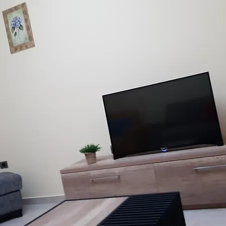 Relax * Golem (Tirana)