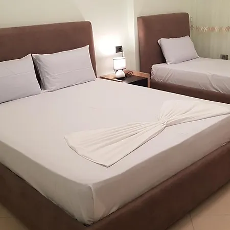 Beachfront Relax Apartment Golem (Tirana)