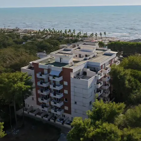 Beachfront Relax Apartment *